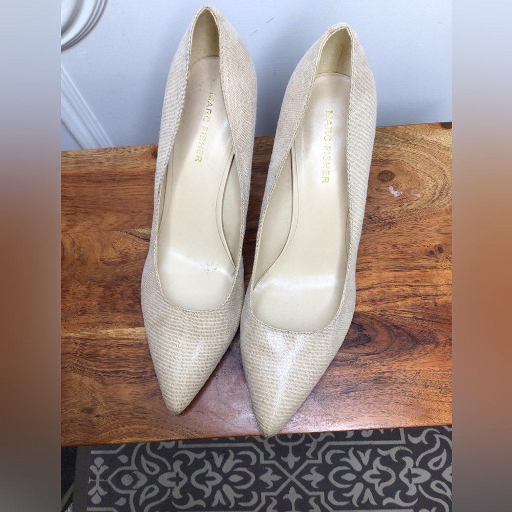 Marc Fisher heels Size 9